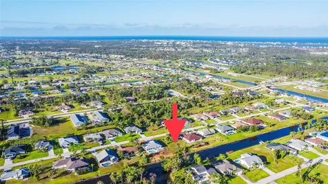 22 Mark Twain Lane Rotonda West FL 33947