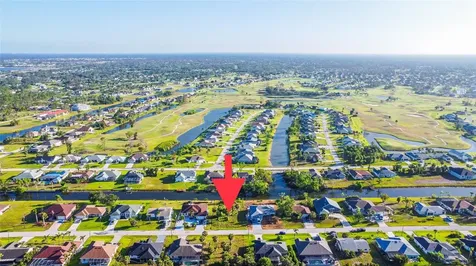 22 Mark Twain Lane Rotonda West FL 33947