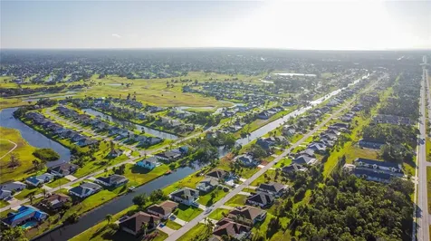 22 Mark Twain Lane Rotonda West FL 33947