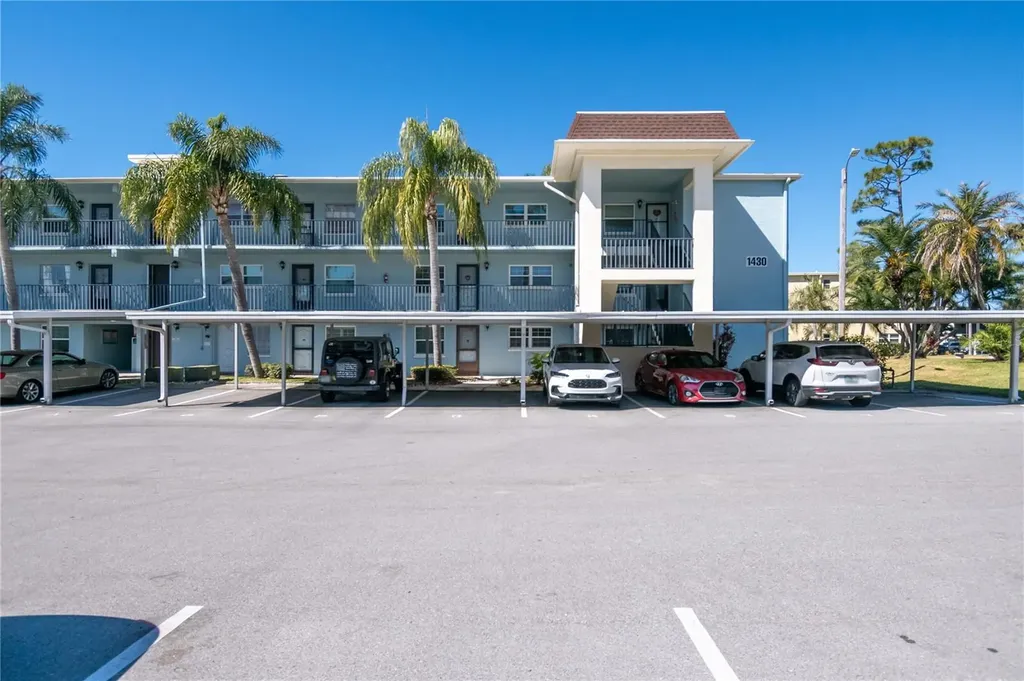1430 Heather Ridge Boulevard Dunedin FL 34698