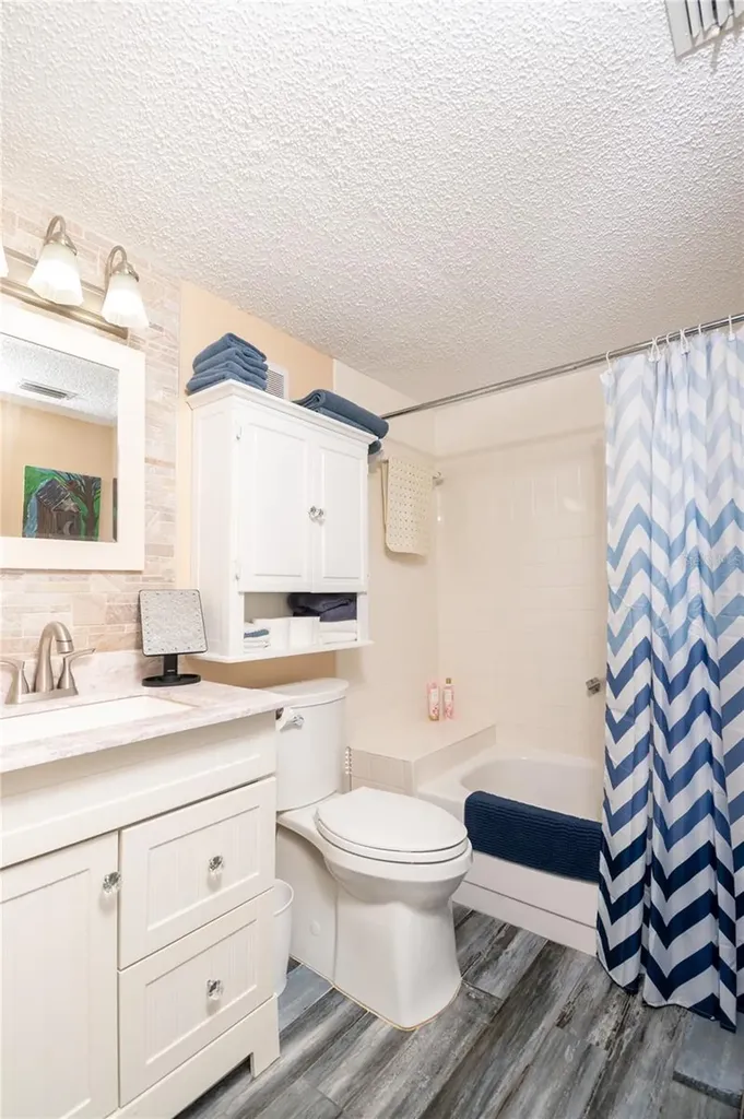 1430 Heather Ridge Boulevard Dunedin FL 34698
