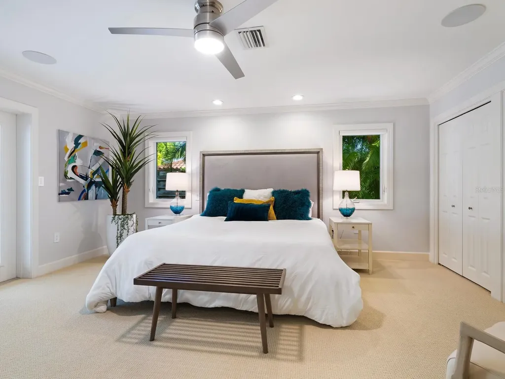 606 Owl Way Sarasota FL 34236