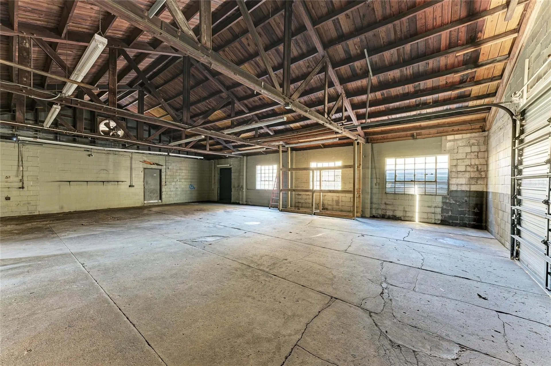 400 W Central Avenue Sarasota FL 34236
