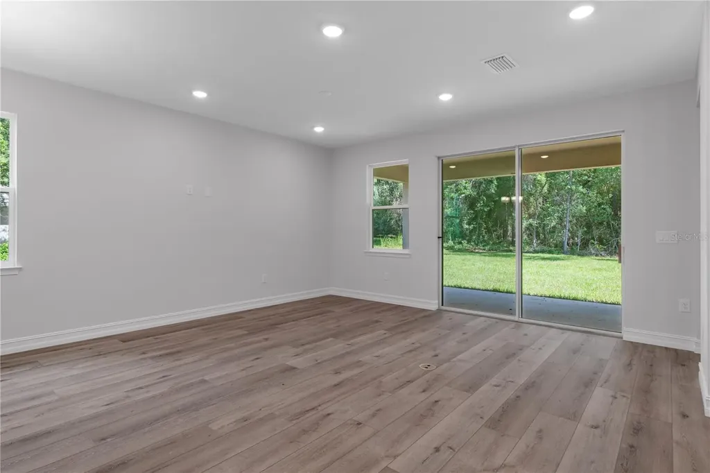 1565 W Pearson Street Hernando FL 34442