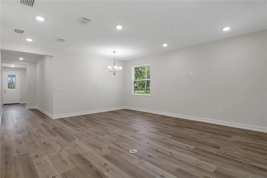 1565 W Pearson Street Hernando FL 34442