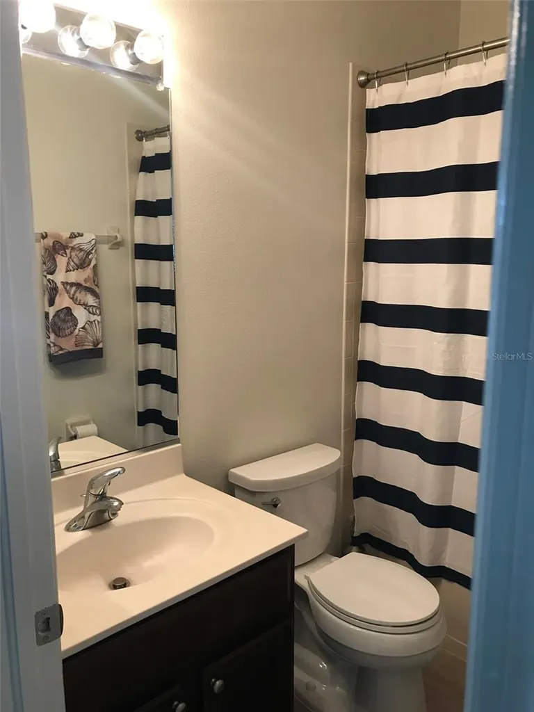 2915 Pointeview Tampa FL 33611