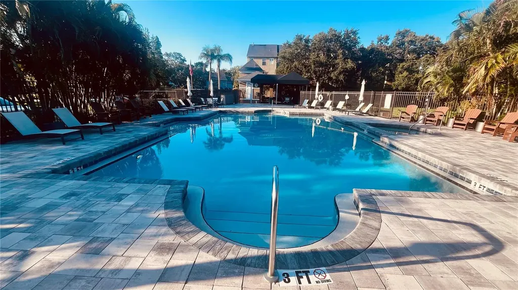 2915 Pointeview Tampa FL 33611
