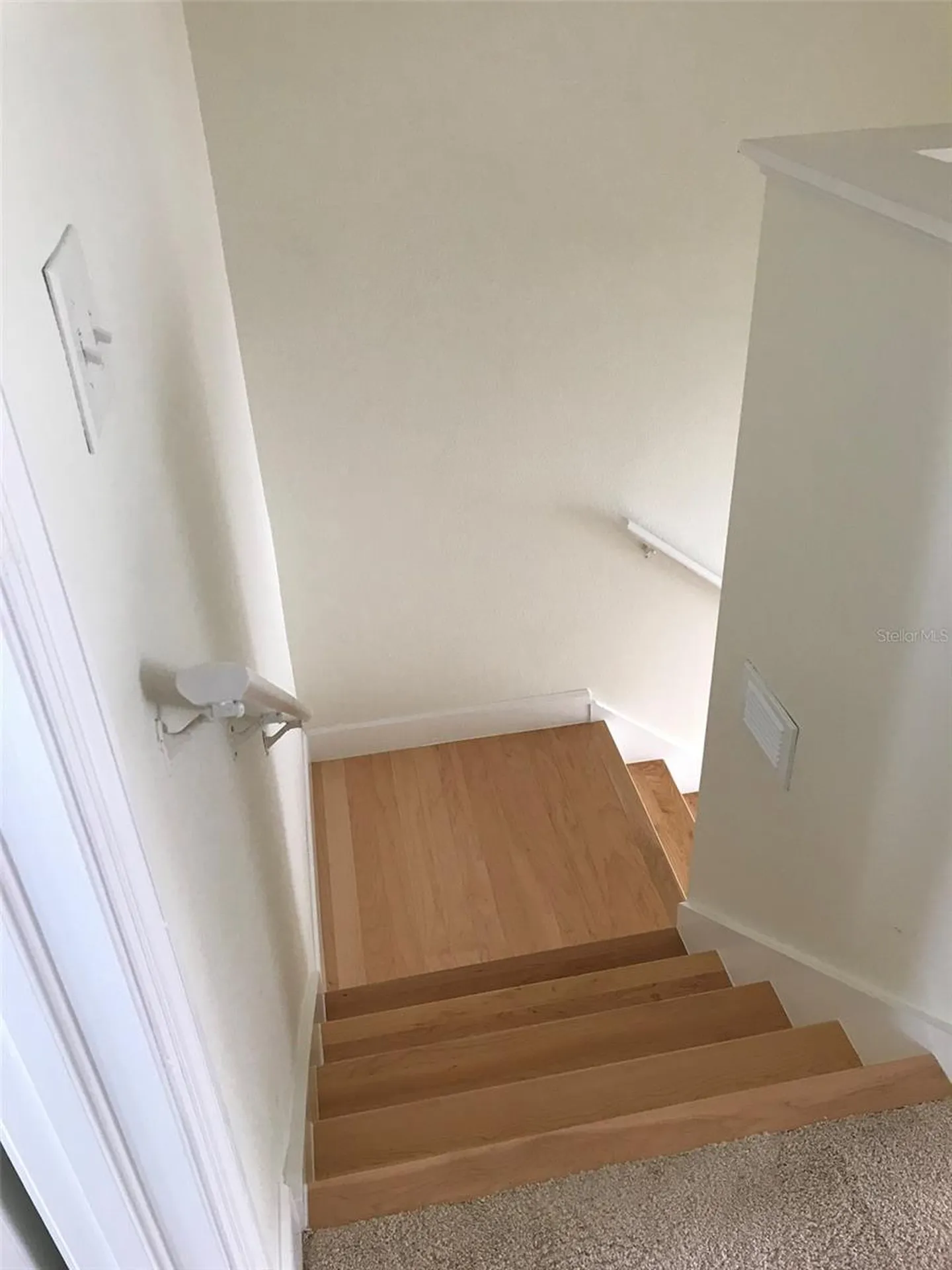 2915 Pointeview Tampa FL 33611