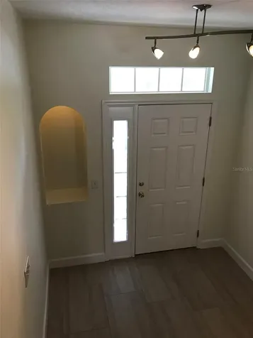 2915 Pointeview Tampa FL 33611