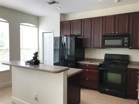 2915 Pointeview Tampa FL 33611
