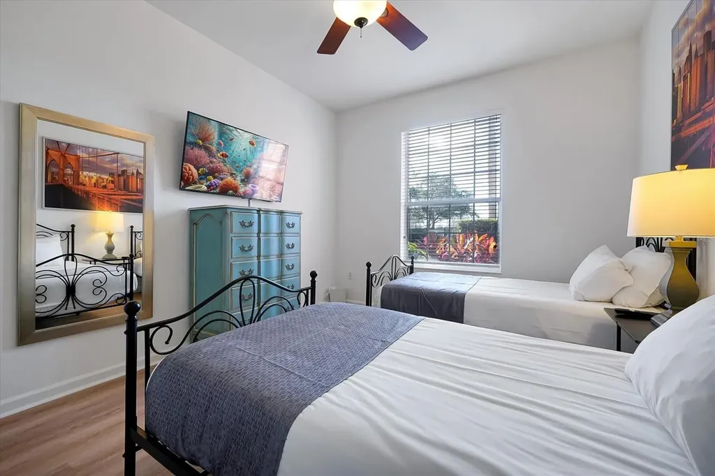 4862 Cayview Avenue Orlando FL 32819