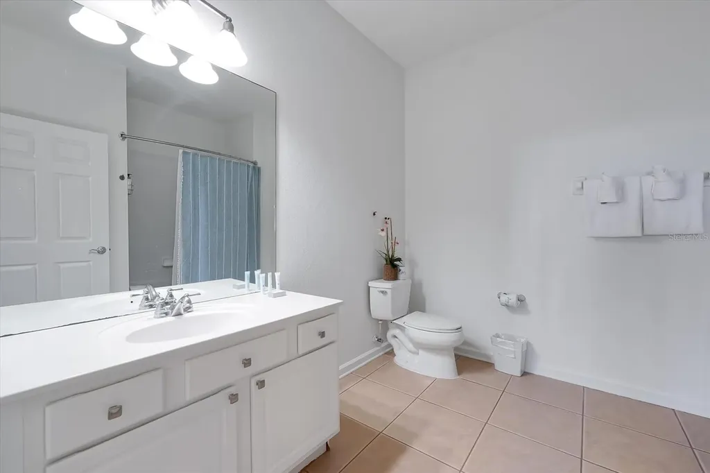 4862 Cayview Avenue Orlando FL 32819