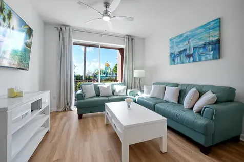 4862 Cayview Avenue Orlando FL 32819