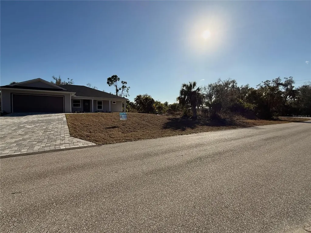 16411 Strauss Avenue Port Charlotte FL 33954