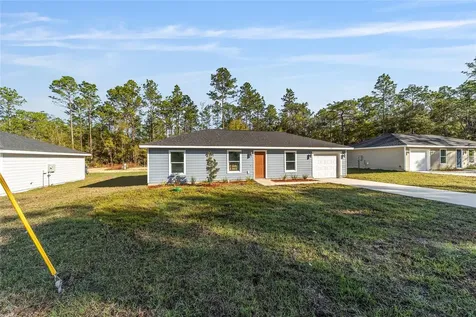 3 Fisher Trace Course Ocklawaha FL 32179