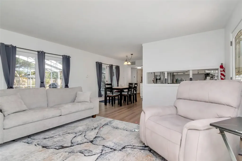 347 Country Club Drive Oldsmar FL 34677