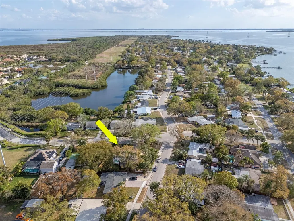 347 Country Club Drive Oldsmar FL 34677