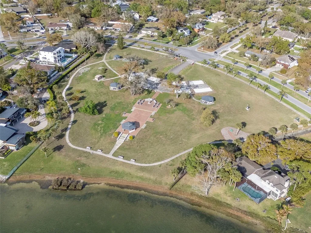347 Country Club Drive Oldsmar FL 34677