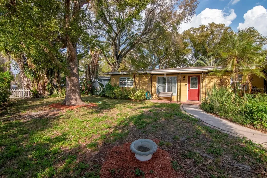 347 Country Club Drive Oldsmar FL 34677