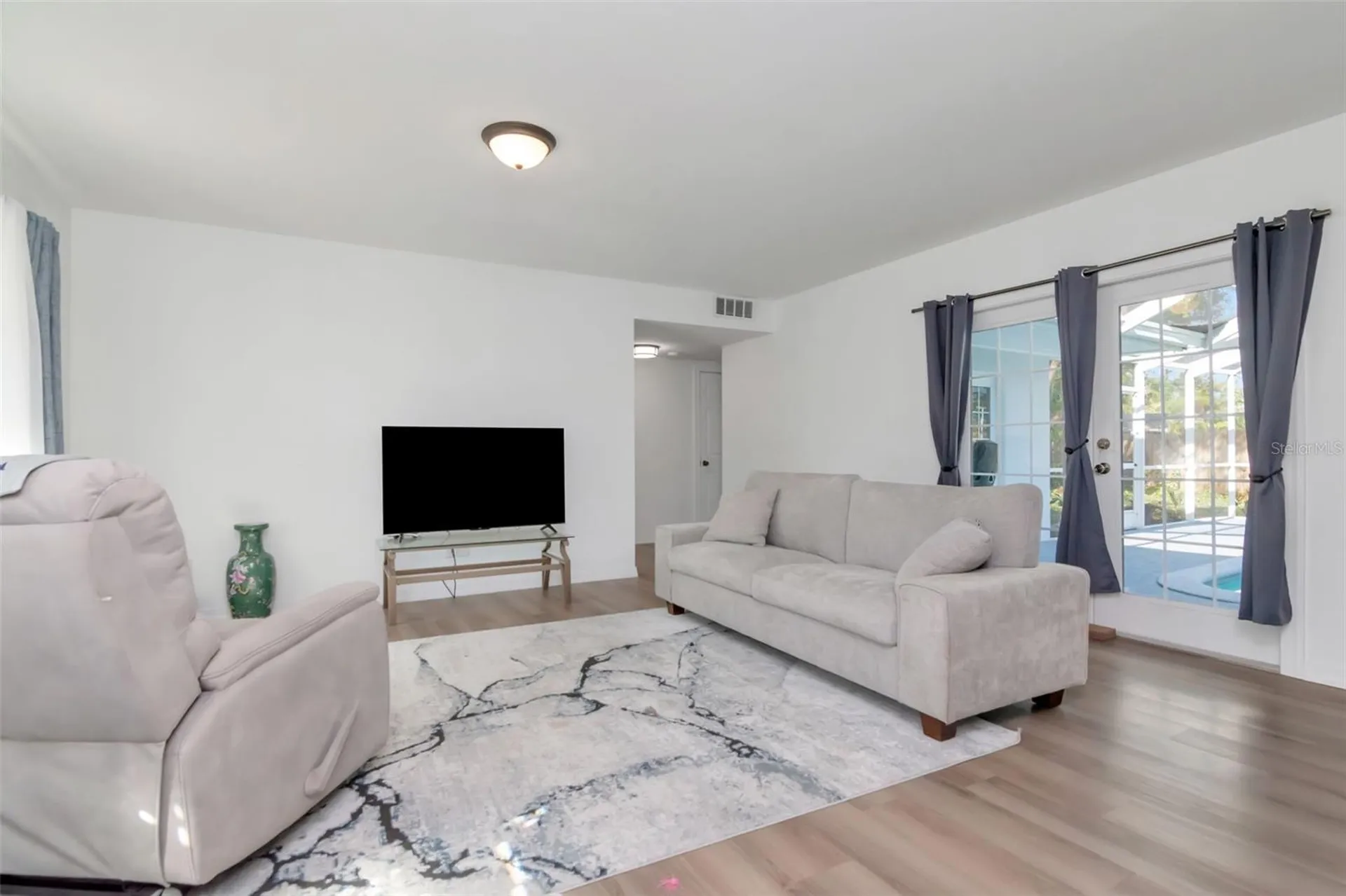 347 Country Club Drive Oldsmar FL 34677