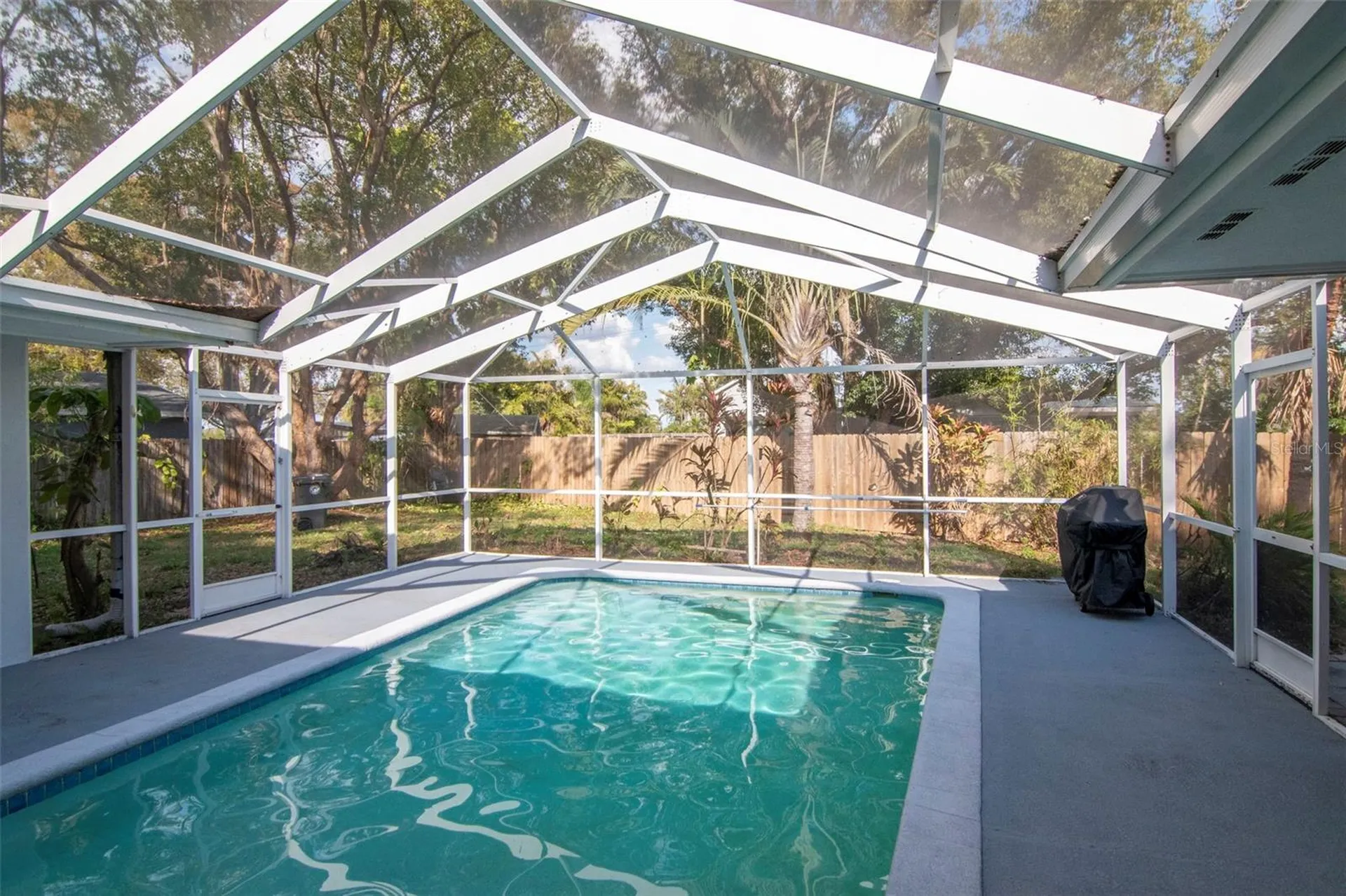 347 Country Club Drive Oldsmar FL 34677