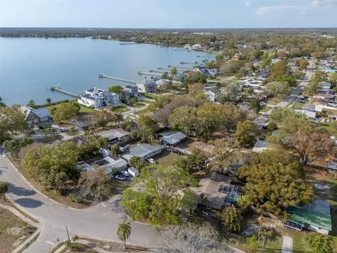 347 Country Club Drive Oldsmar FL 34677