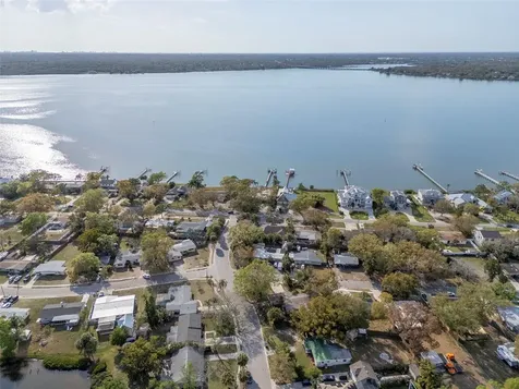 347 Country Club Drive Oldsmar FL 34677