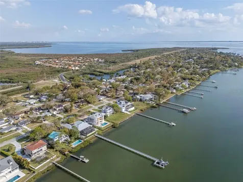 347 Country Club Drive Oldsmar FL 34677