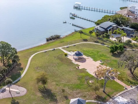 347 Country Club Drive Oldsmar FL 34677