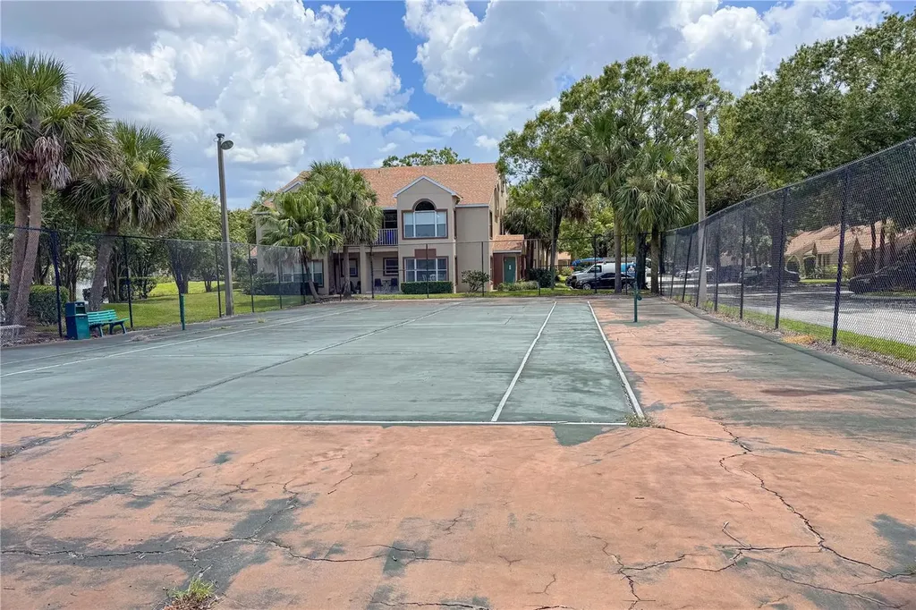 5436 E Michigan Street Orlando FL 32812