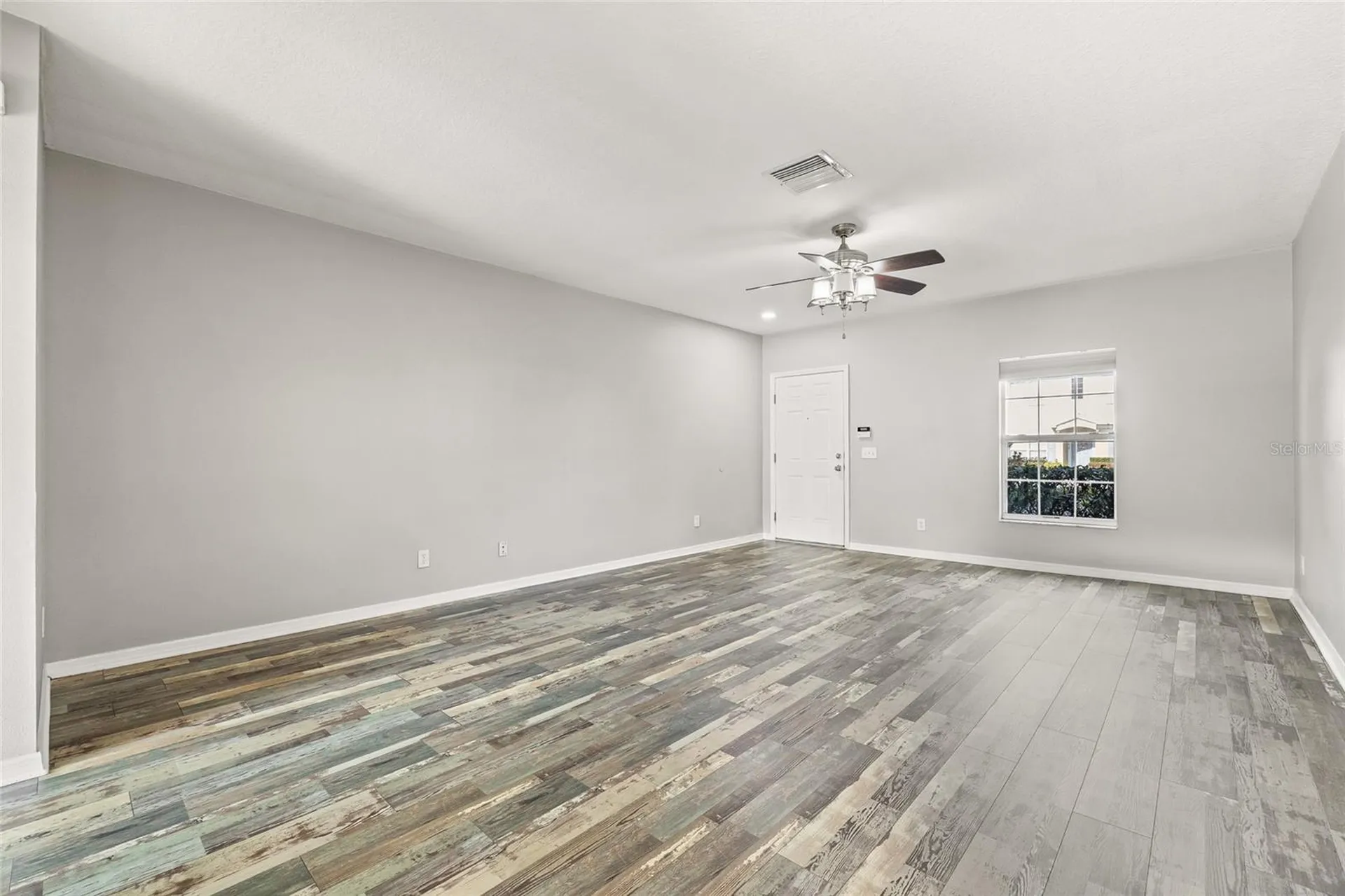16302 Swan View Circle Odessa FL 33556
