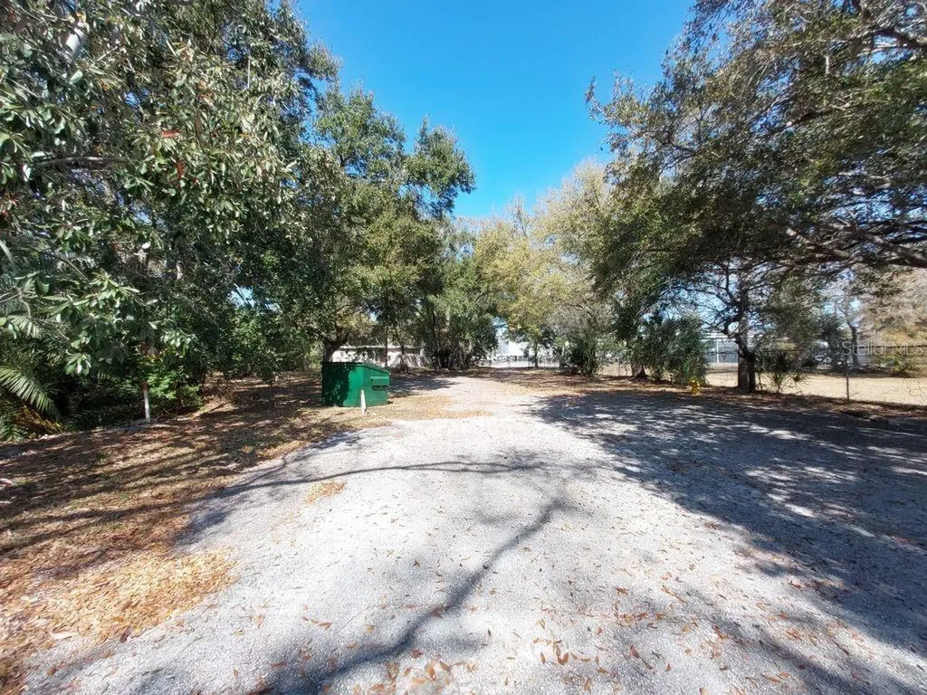 11400 Us Highway 19 N Clearwater FL 33764