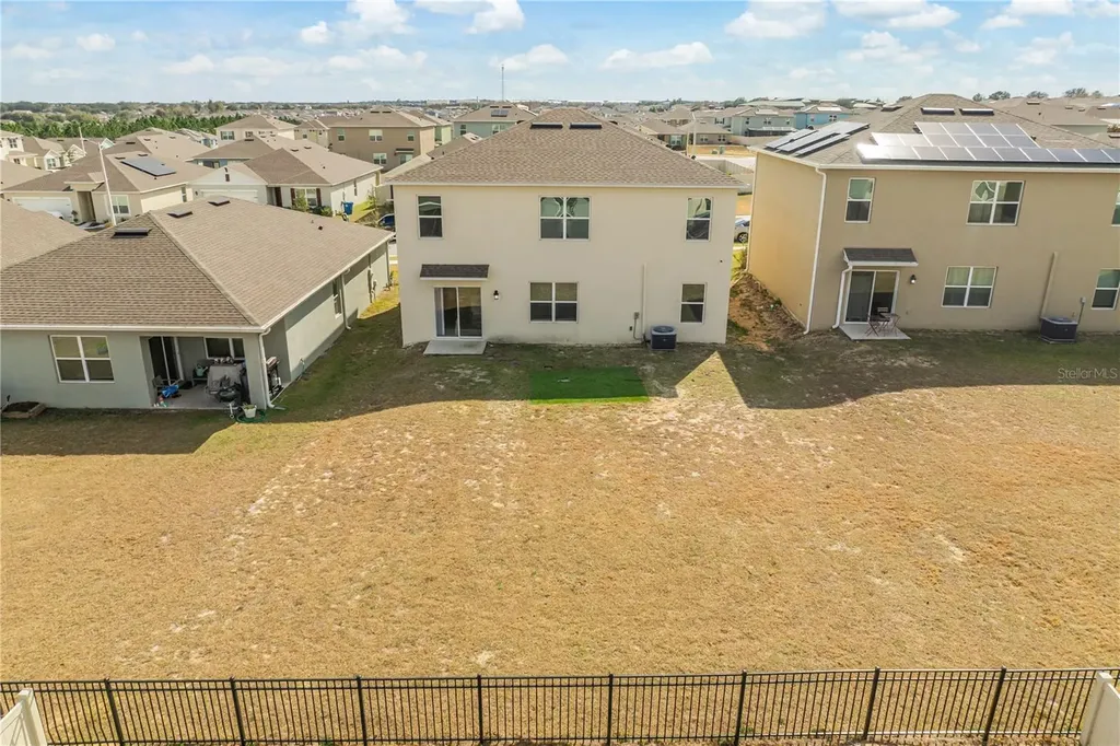 2340 Canyon Oak Drive Davenport FL 33837