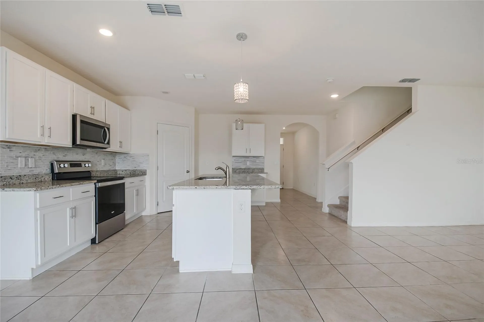 2340 Canyon Oak Drive Davenport FL 33837