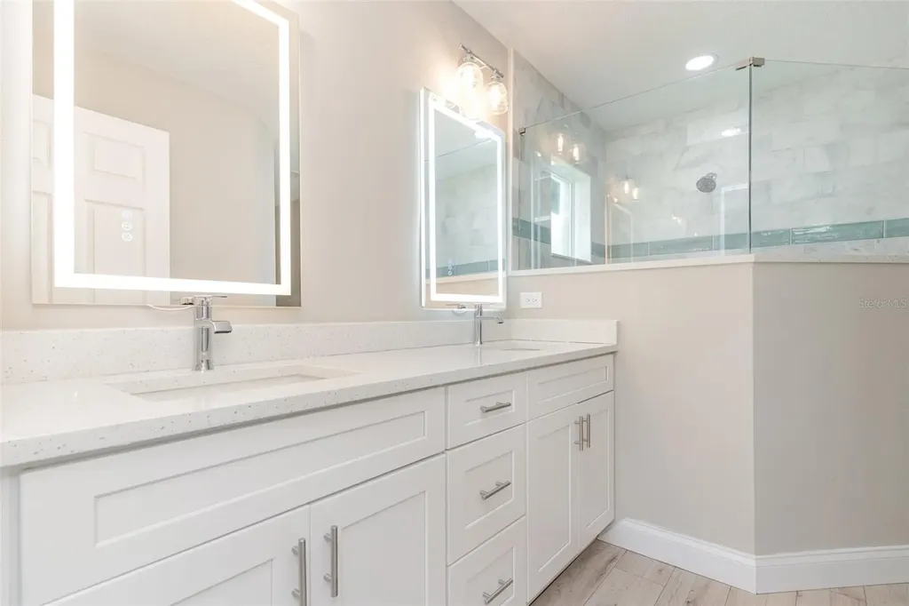 466 Tunis Road SW Palm Bay FL 32908