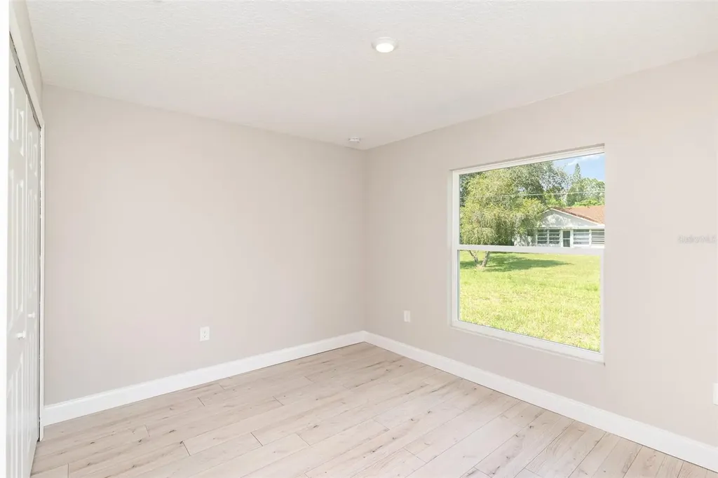 466 Tunis Road SW Palm Bay FL 32908