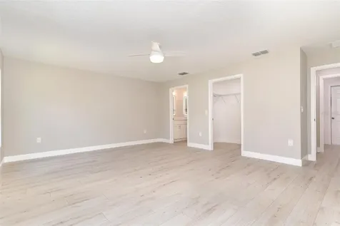 466 Tunis Road SW Palm Bay FL 32908