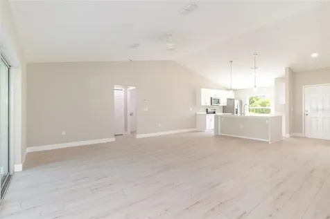 466 Tunis Road SW Palm Bay FL 32908