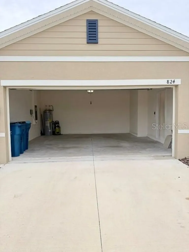 824 Horsetail Drive Davenport FL 33837