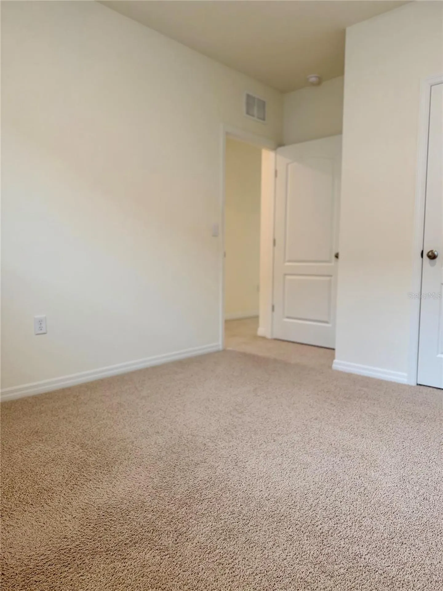 824 Horsetail Drive Davenport FL 33837