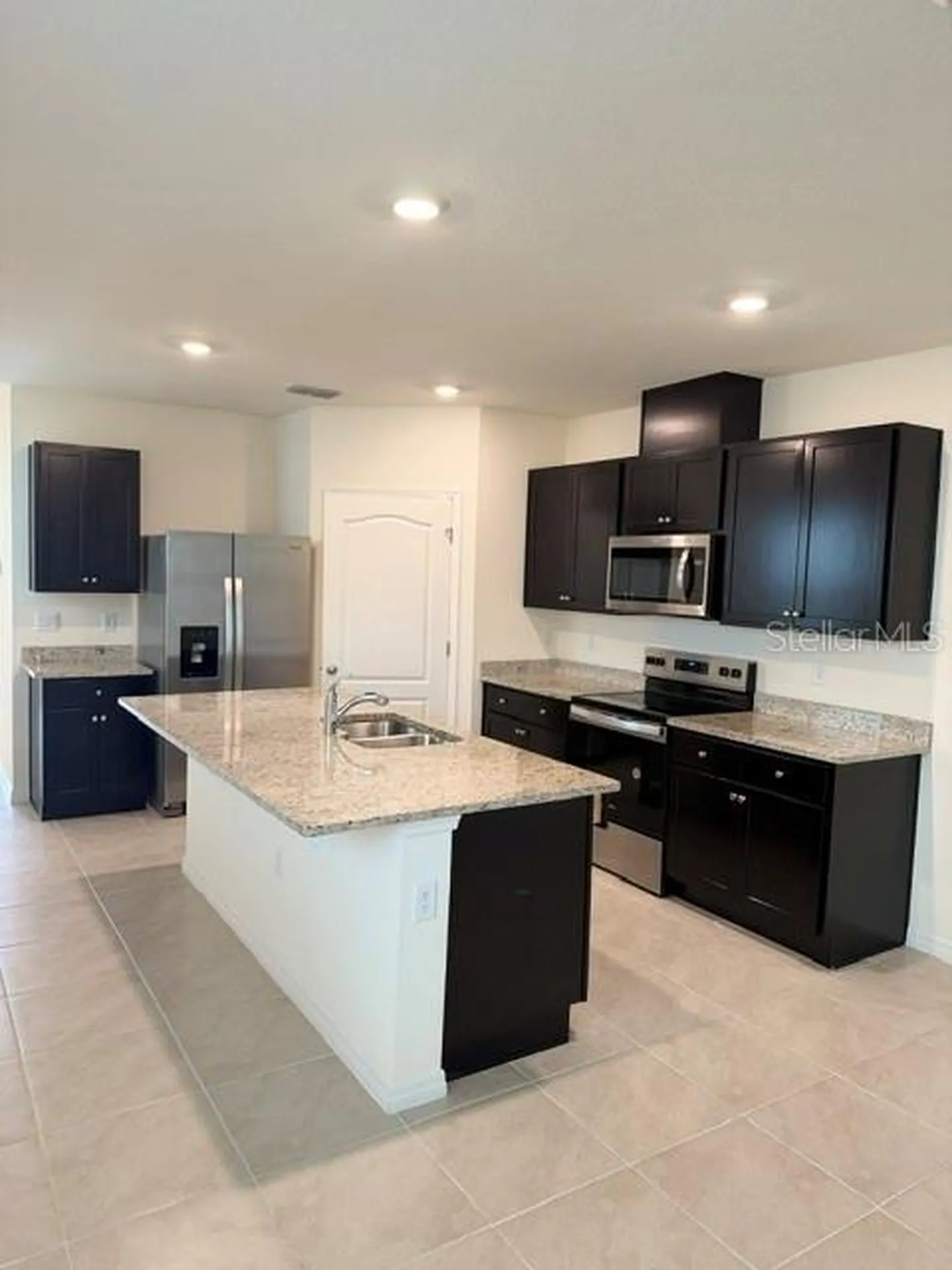 824 Horsetail Drive Davenport FL 33837