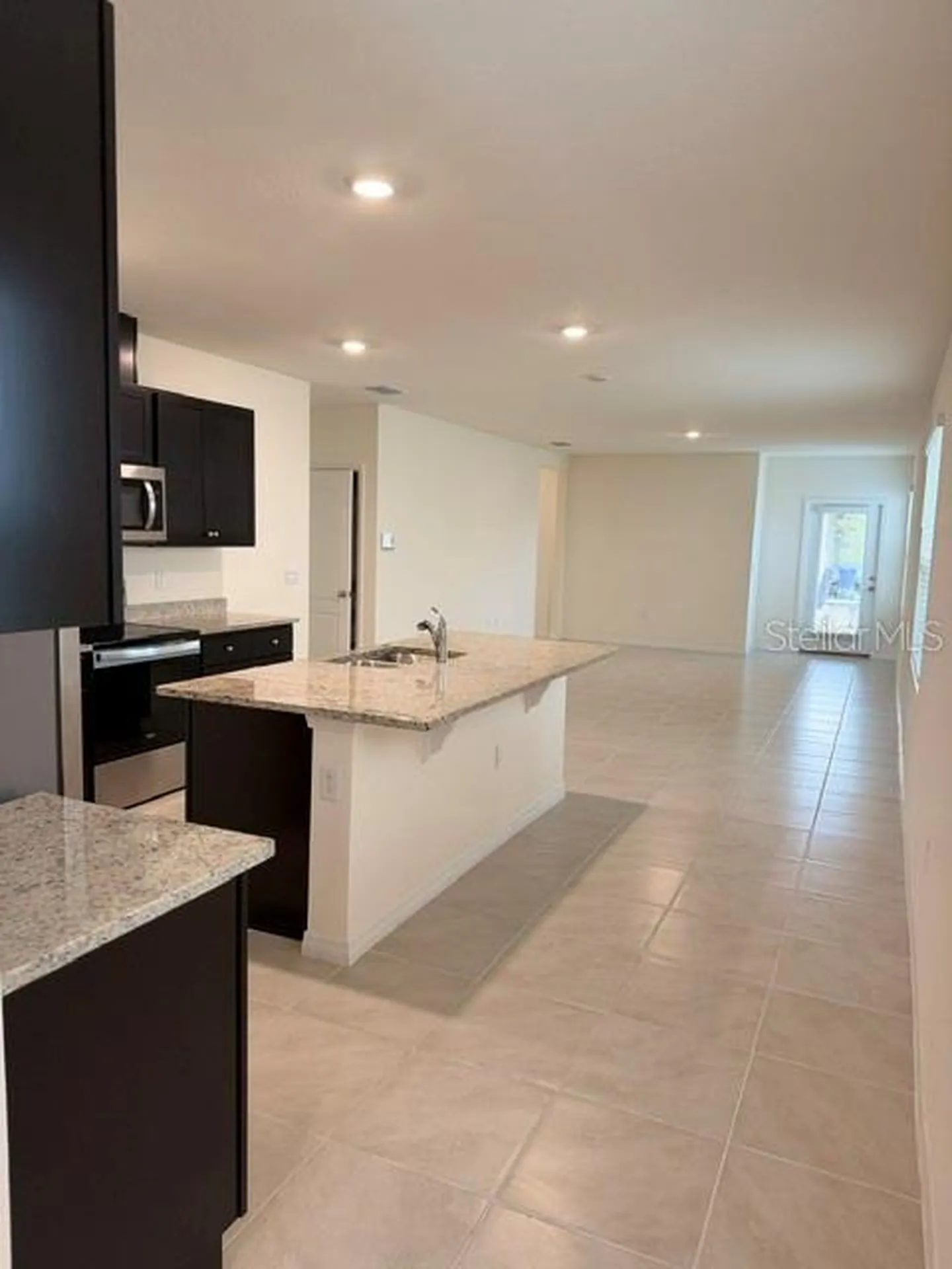 824 Horsetail Drive Davenport FL 33837