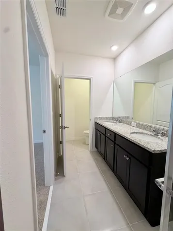 824 Horsetail Drive Davenport FL 33837