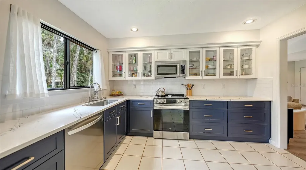 7547 Silver Fern Boulevard Sarasota FL 34241