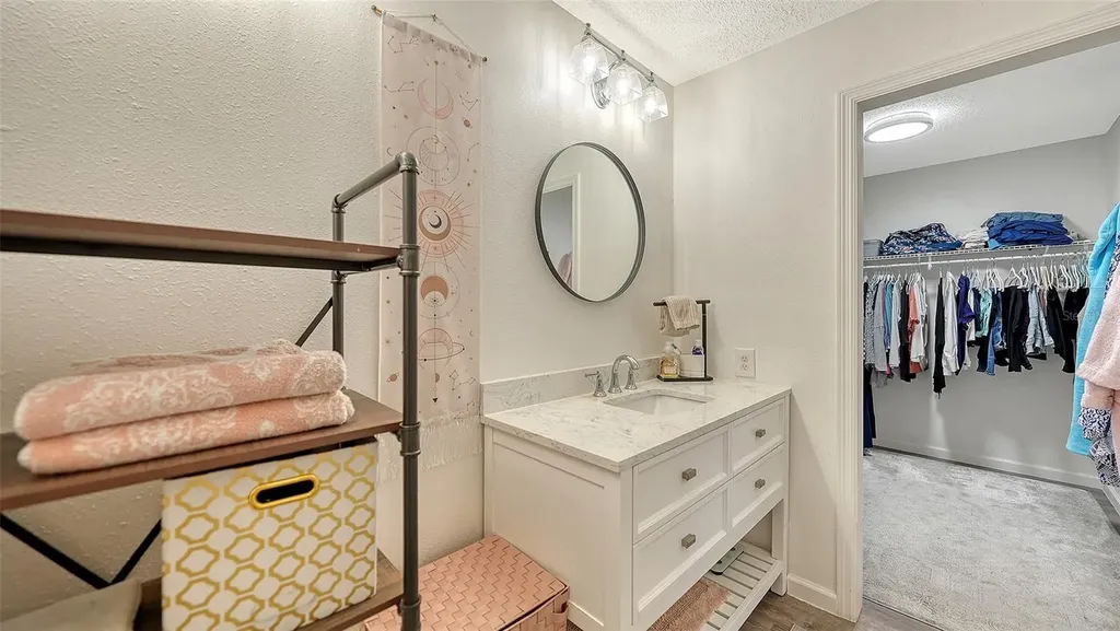 7547 Silver Fern Boulevard Sarasota FL 34241