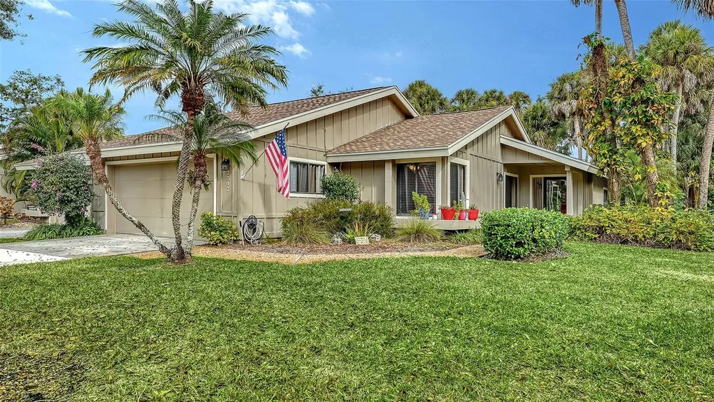 7547 Silver Fern Boulevard Sarasota FL 34241