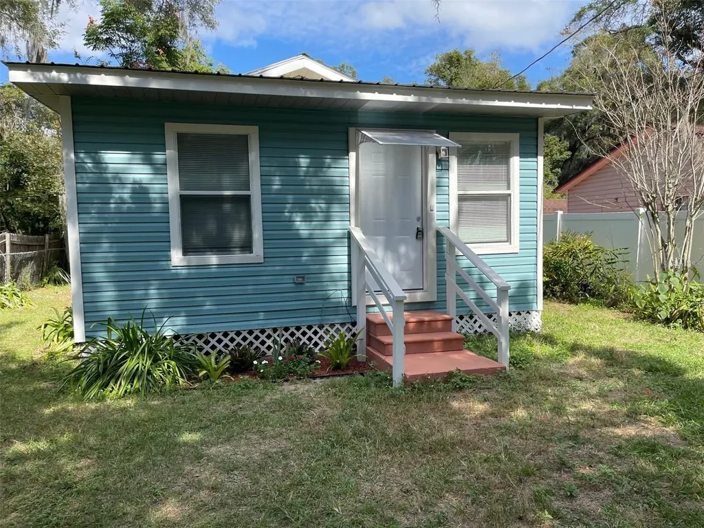 2211 SW 1st Street Ocala FL 34475