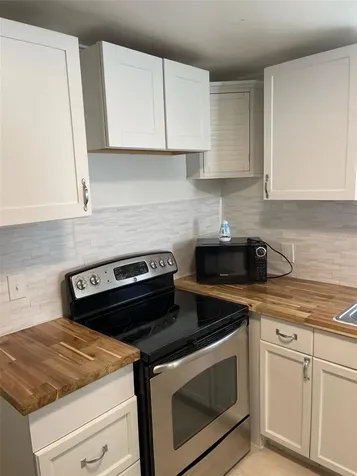 2211 SW 1st Street Ocala FL 34475