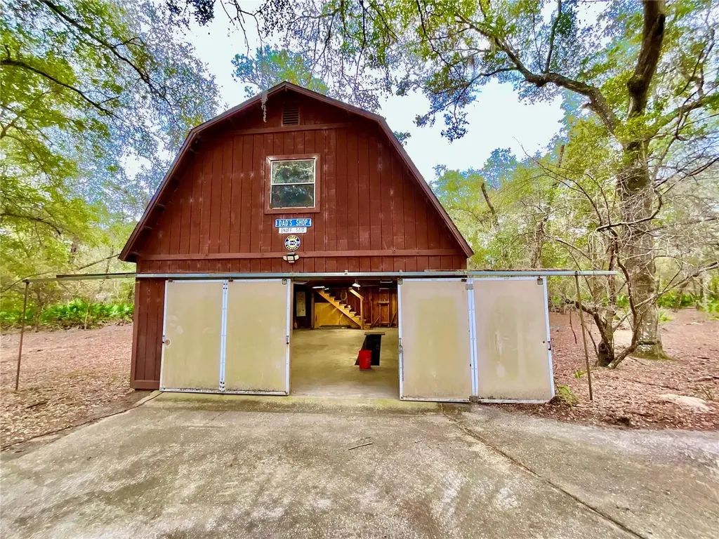 141 Tucker Lake Road Melrose FL 32666