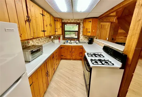 141 Tucker Lake Road Melrose FL 32666